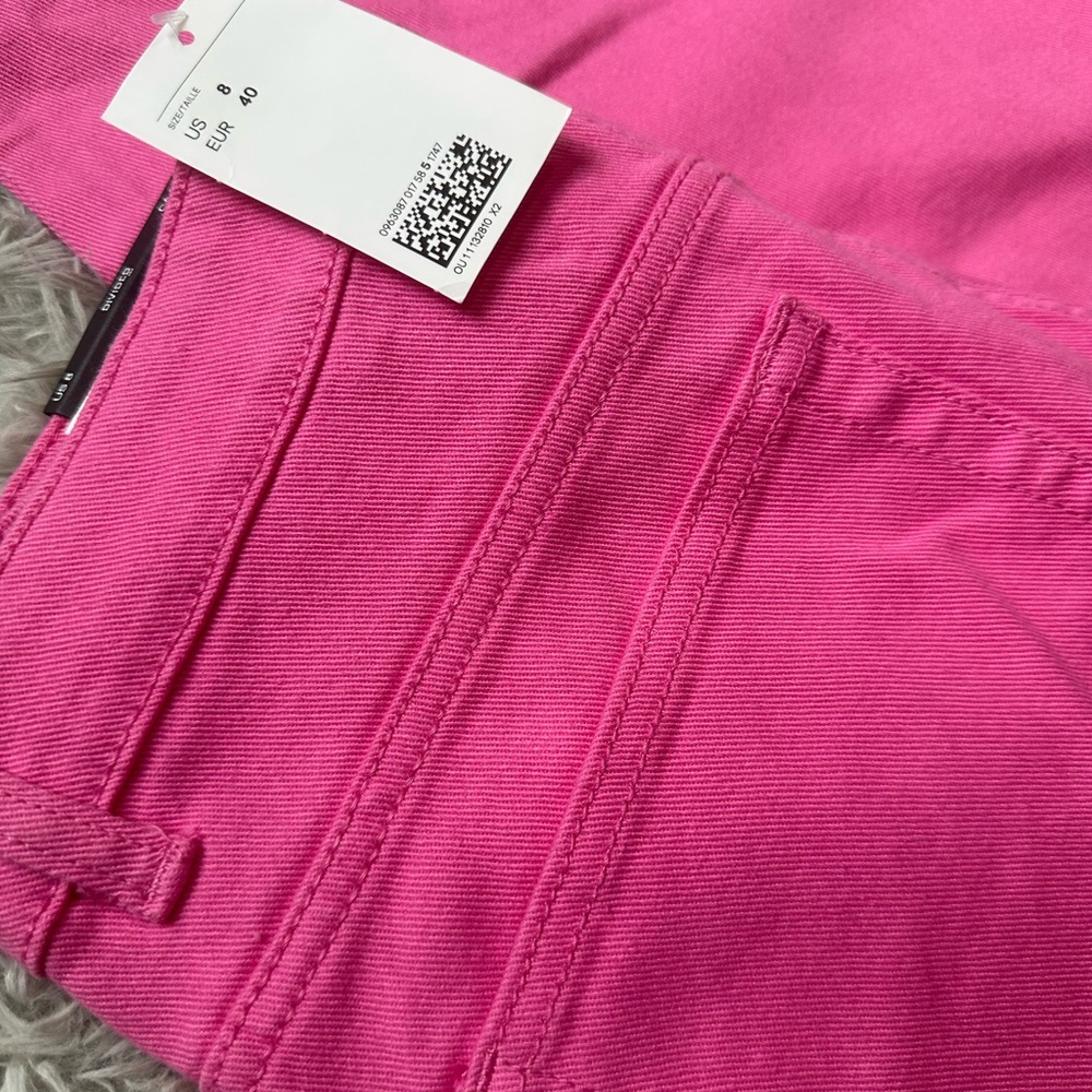Divided pink jeans